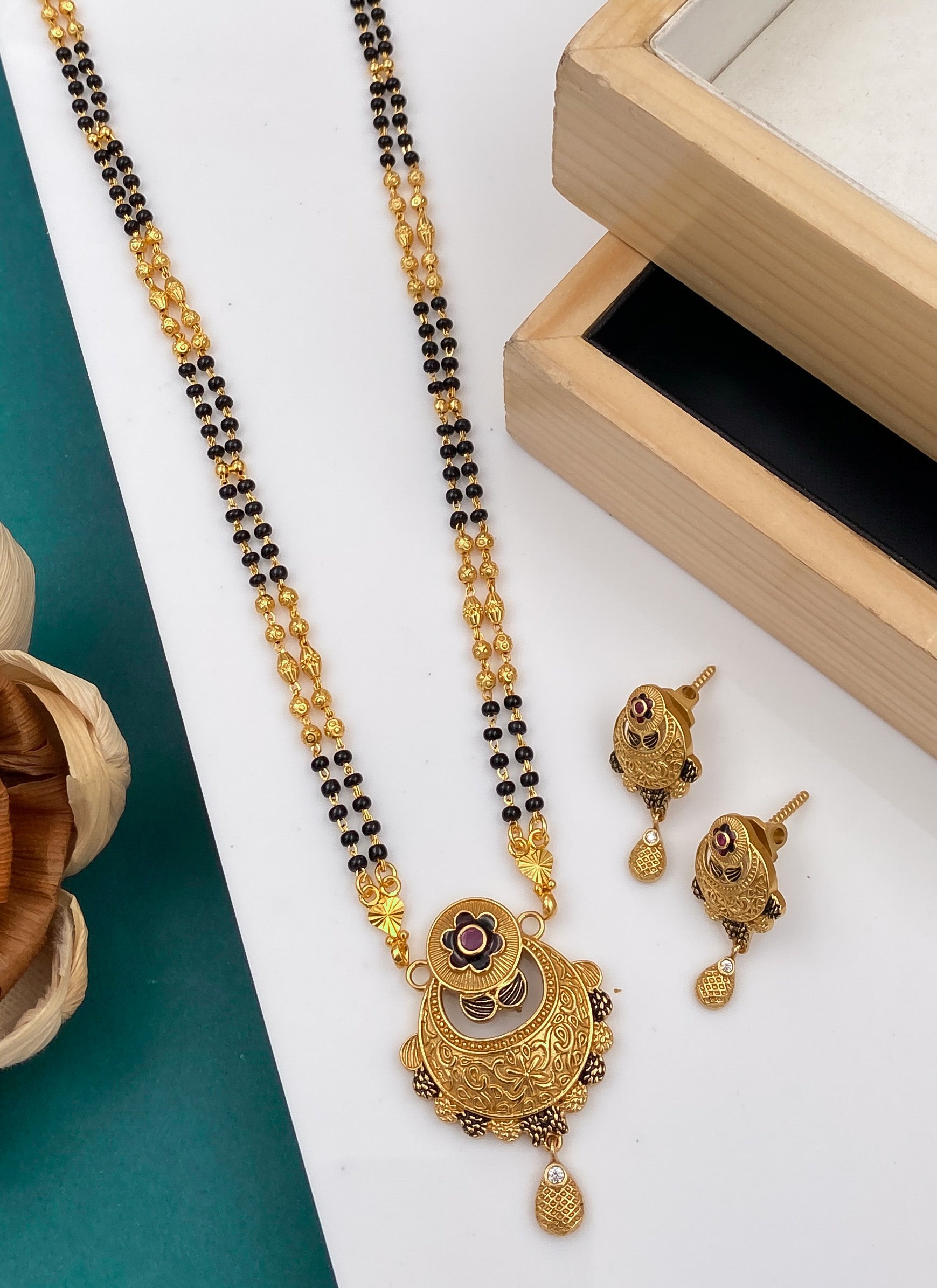 Antique Mangalsutra Gold Mangalsutra 2019 Design ANTIQUE